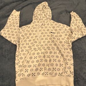 Nike White and Black Patterned Hoodie. Small